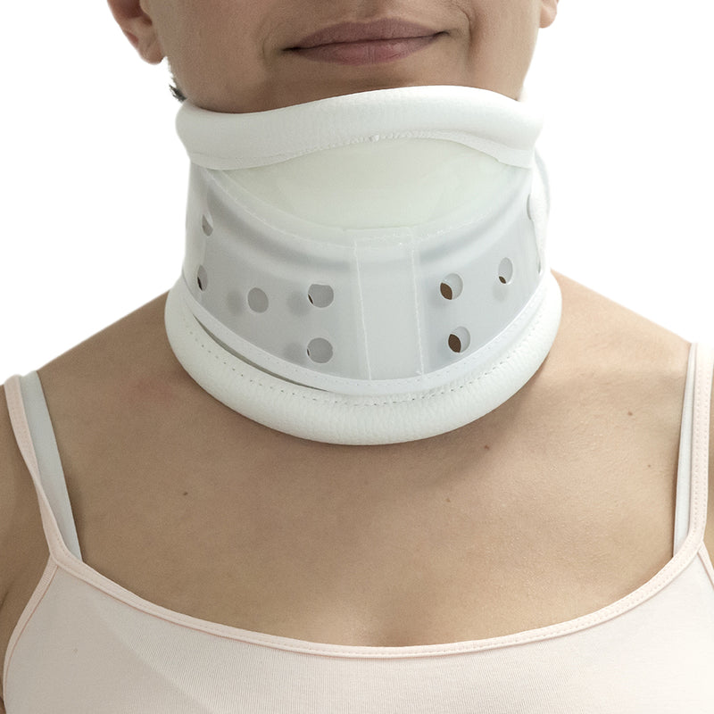 protect.Collar soft support for the cervical spine from medi